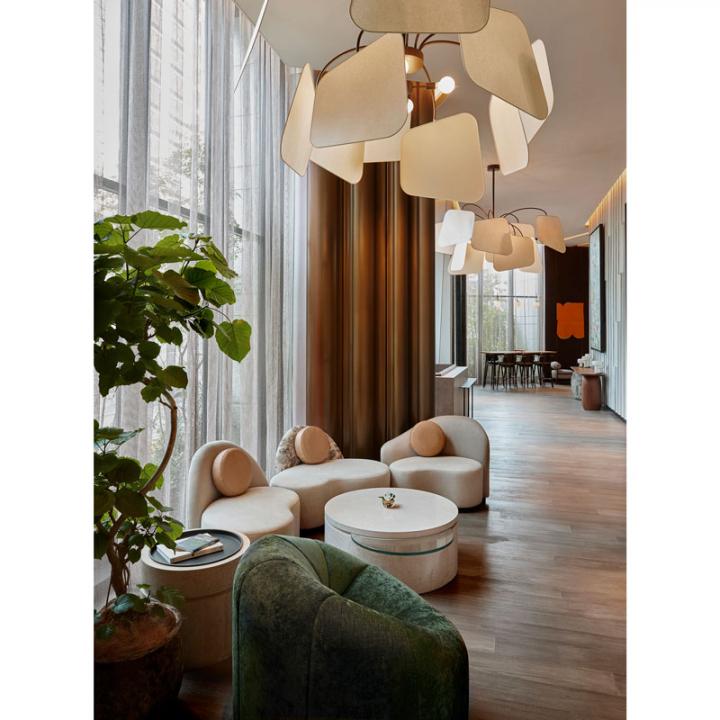 Seating in the lobby of Kimpton Tokyo designed by Rockwell Group